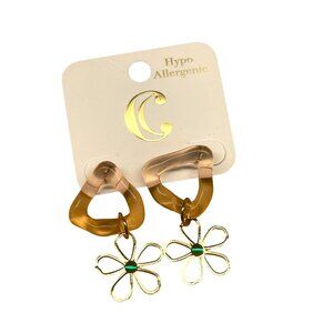 Hypoallergenic Charming Charlie Earrings With Gold-Tone Flower & Pink Acrylic Tr